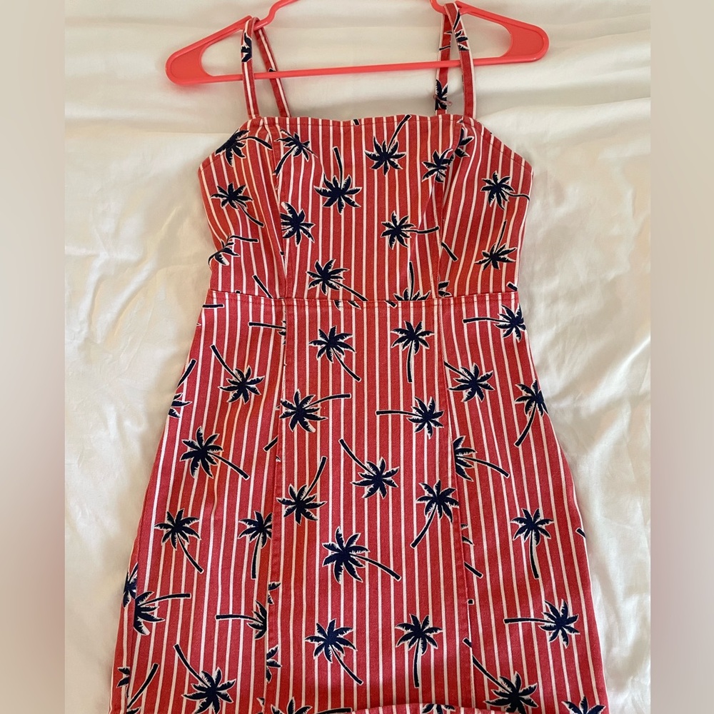 Forever21 Red/White striped dress with palm trees (M)